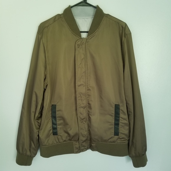 Guess Reversible 2 in 1 Silver Satin Bomber Jacket - Picture 2 of 8